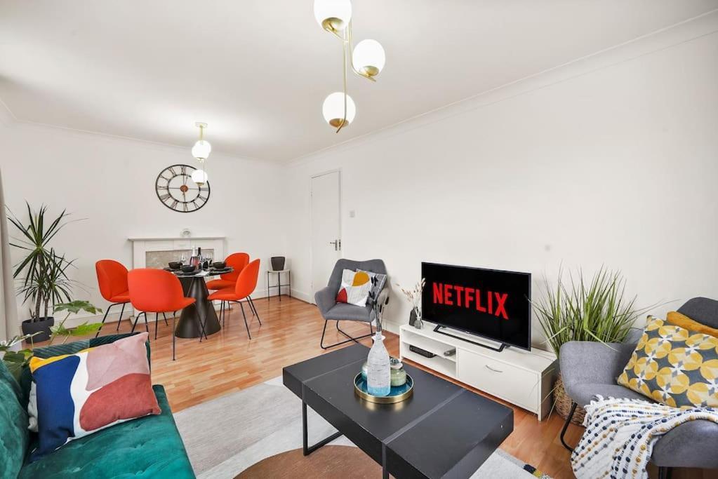 Cosy Apartment 5 Guests 3 Beds 1 Sofa Bed Lewisham London Exterior photo